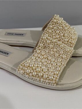 Steve Madden Pearl-Embellished Cream Slide Mules